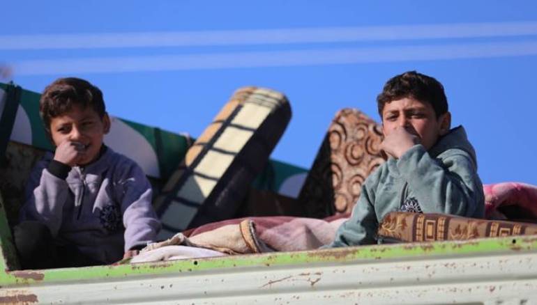 Syrian army extends Deir Hafer humanitarian corridor amid PKK-linked obstruction