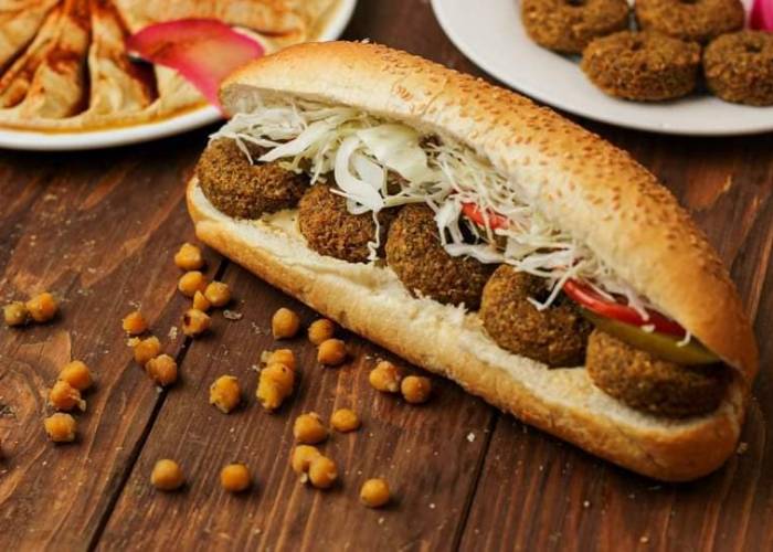 Hummus, Falafel no more affordable for the poor in Damascus
