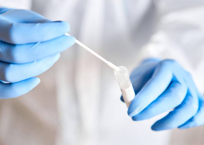 Assad security arrests doctor, three nurses in Daraa over pandemic tests
