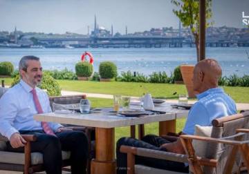 Al-Shaibani, Barrack discuss bilateral ties, Syria’s economic recovery