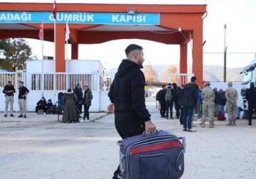 100,000 Syrian refugees have returned from Turkey since the fall of Assad