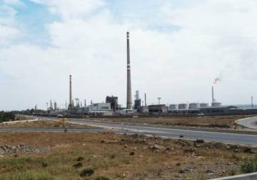 Documents reveal massive corruption at Homs refinery and fuel smuggling for benefit of Al-Quds Brigade