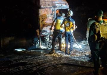 Homs: Five people killed in fuel tanker collision