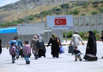 145,000 Syrians have returned from Turkey since Assad fall