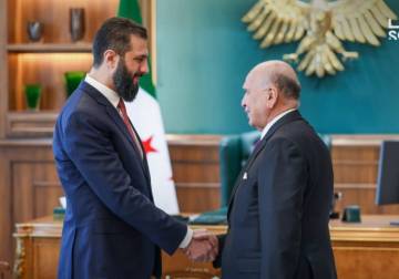 President al-Sharaa receives Iraqi foreign minister to discuss bilateral cooperation