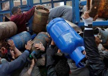 'Battle of oppressors' may offer chance to catch one's breath in Syria