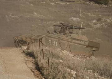 Israeli incursion into Quneitra countryside, Local workers arrested