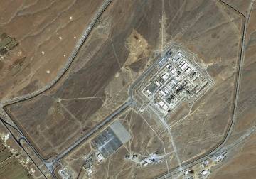US strikes Iranian launchers on Larak Island over Strait of Hormuz mine threat