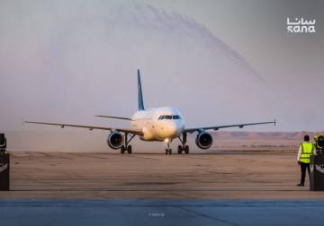 First Syrian Airlines domestic flight lands at Deir Ezzor Airport from Damascus