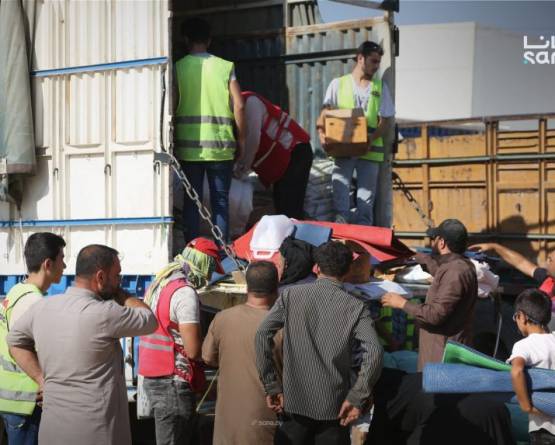 Some 308 displaced families leave Idlib camps to return home across Syria