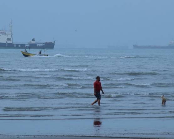 Iran rules out regional management of Strait of Hormuz, hitting hopes for breakthrough