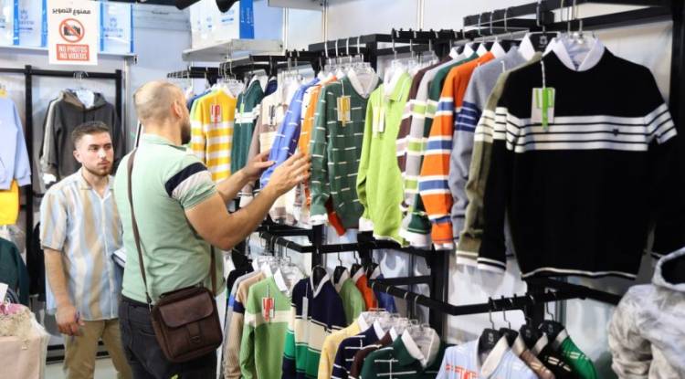 Syrian clothing exports jump 118% as Damascus trade fair draws hundreds of firms